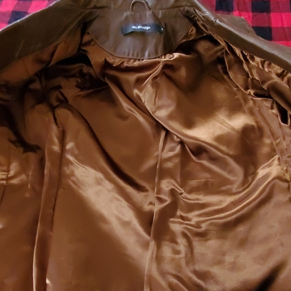 Leather jacket - Picture 7 of 7